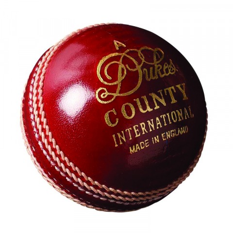 Dukes 4pc County International Cricket Ball